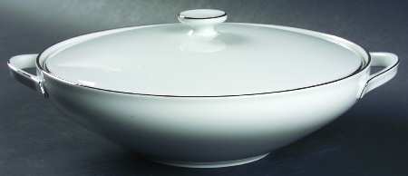 Platinum Band Round Covered Vegetable