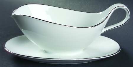 Platinum Band Gravy Boat with Attached Underplate