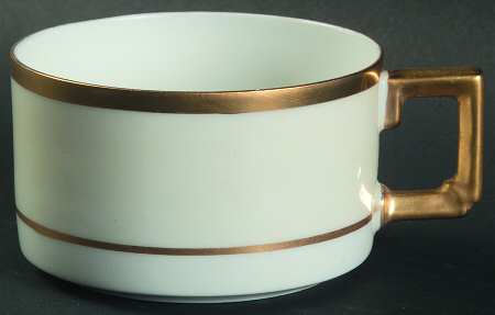 Queen Flat Cup