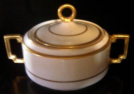 Queen Sugar Bowl & Lid