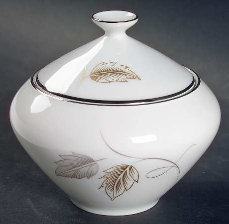 Reverie (Platinum Trim) Sugar Bowl & Lid