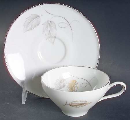 Reverie (Platinum Trim) Flat Cup & Saucer Set