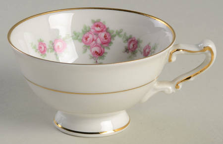 Rosalinda Footed Demitasse Cup