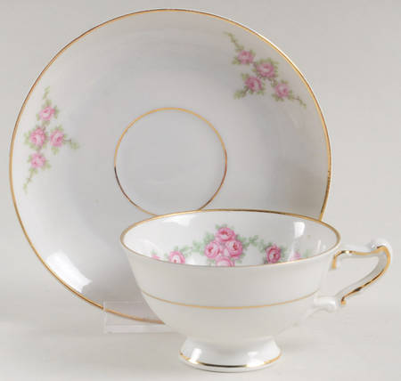 Rosalinda Footed Demitasse Cup & Saucer Set