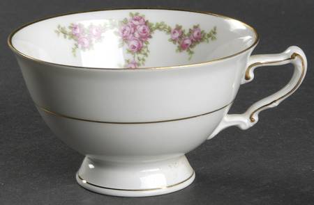 Rosalinda Footed Cup