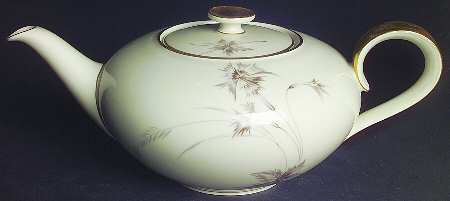 Sepia (Ivory, Gold Trim) Teapot & Lid