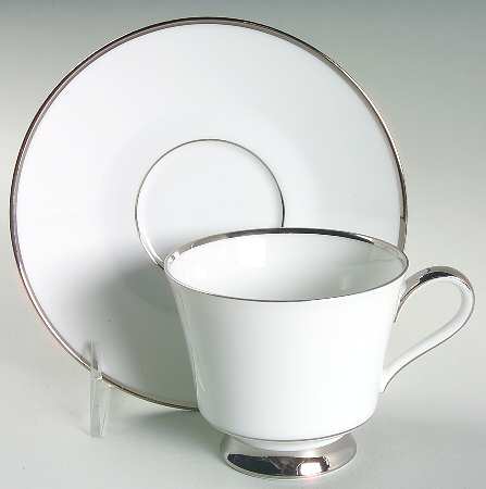 Simplicity Footed Cup & Saucer Set