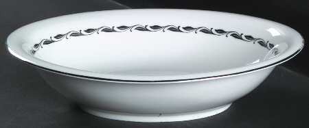 Silver Wreath 10" Oval Vegetable Bowl
