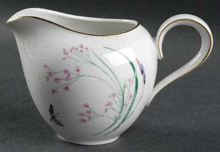 Sommer (Coupe, Smooth, Gold Trim) Creamer