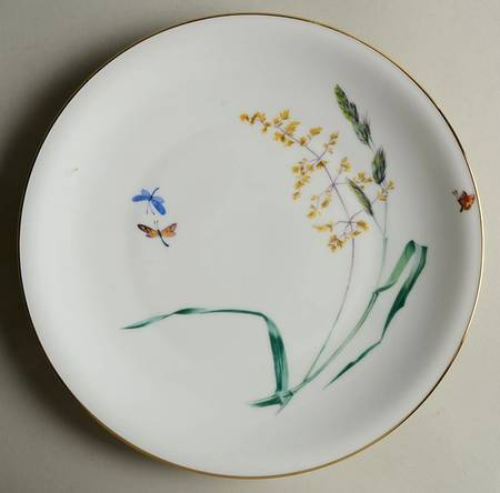 Sommer (Coupe, Smooth, Gold Trim) Dinner Plate