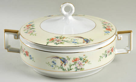 Songbird Round Covered Vegetable