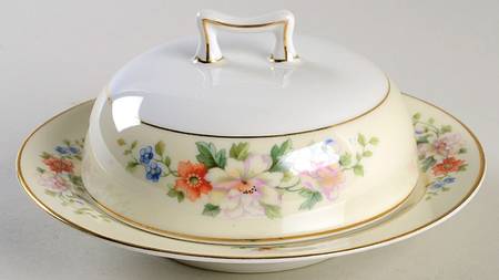 Songbird Round Covered Butter w/Strainer