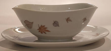 Spessart Gravy Boat with Attached Underplate