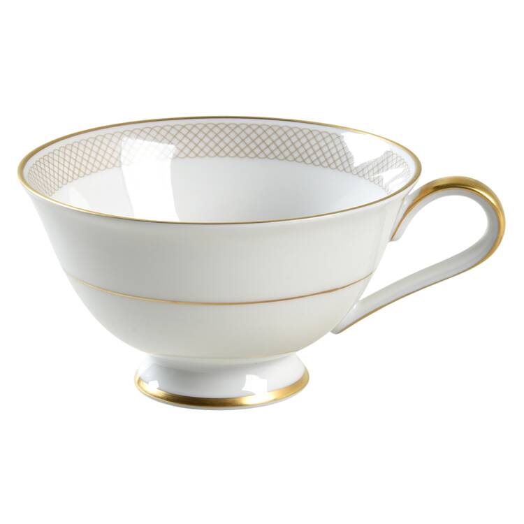 Spinning Footed Cup