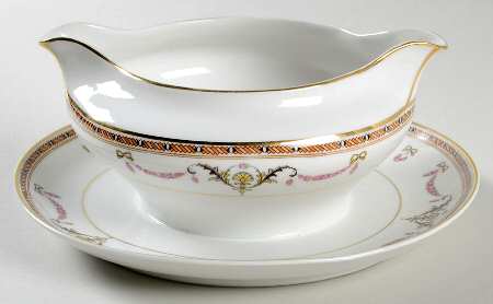 St Germaine (White Body) Gravy Boat with Attached Underplate