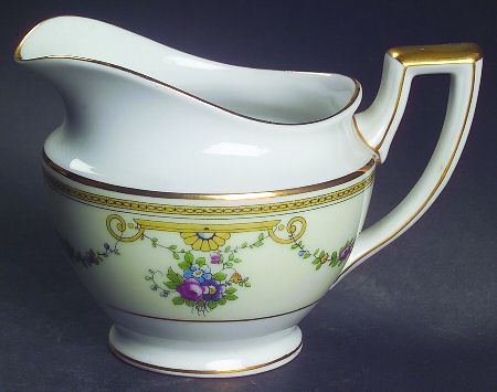 Stratford Creamer