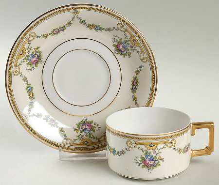 Stratford Flat Cup & Saucer Set