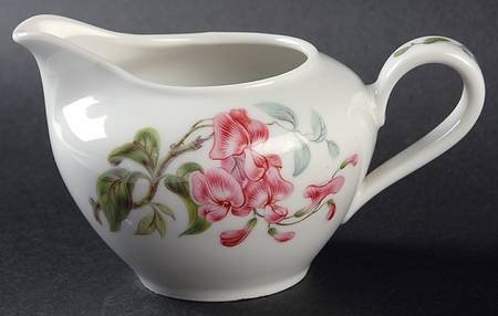 Wisteria Creamer