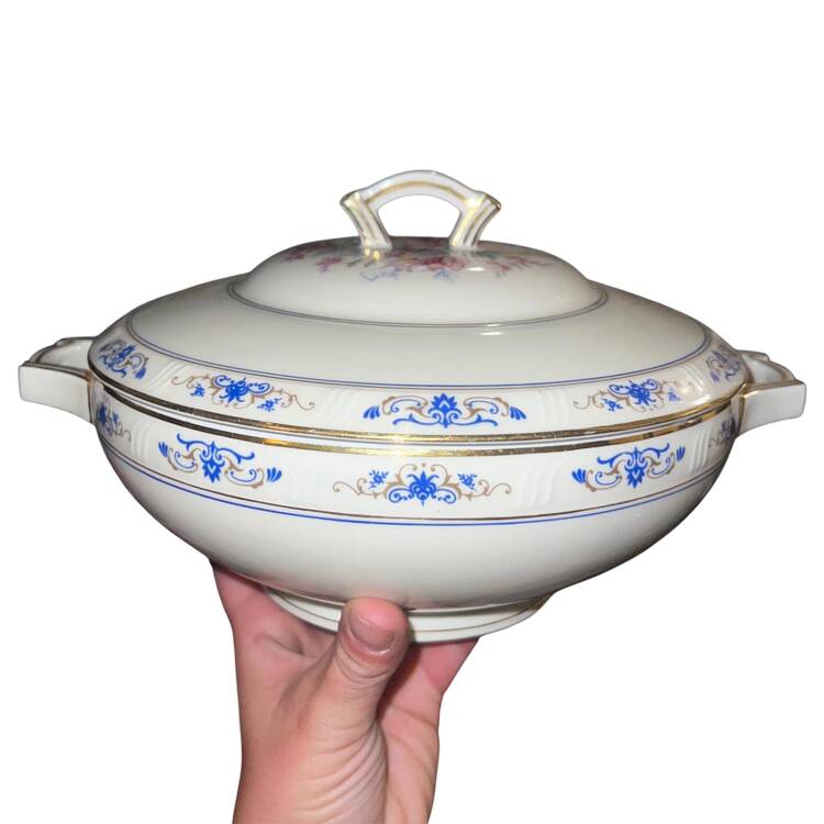 Claudette Round Covered Vegetable