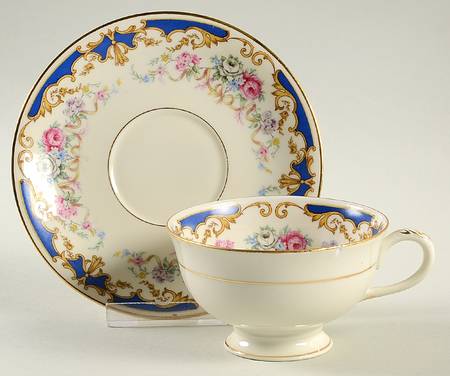 Emilie Footed Cup & Saucer Set
