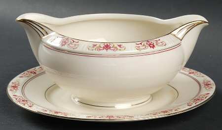 Garnet Gravy Boat with Attached Underplate