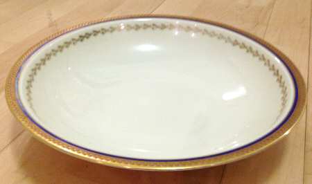 La Reine 9" Round Vegetable Bowl