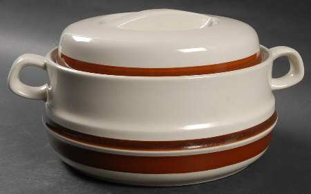 Estate Dark and Light Brown 1.75 Qt Round Covered Casserole