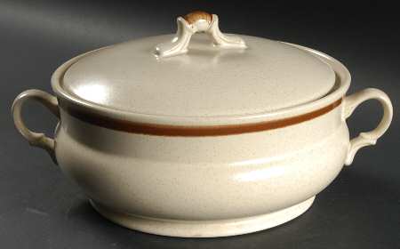 Foliage Time 2 Qt Round Covered Casserole