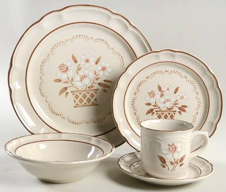 Mayblossom Brown 5 Piece Place Setting