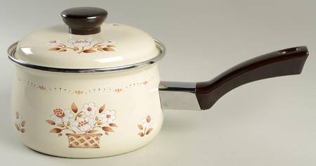 Mayblossom Brown 2 Quart Metal Covered Saucepan