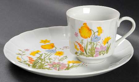 Petit Floras Snack Plate & Cup Set
