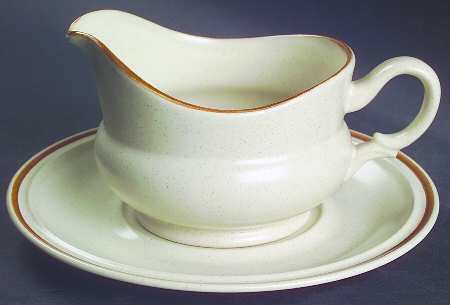 Summertime Gravy Boat & Underplate