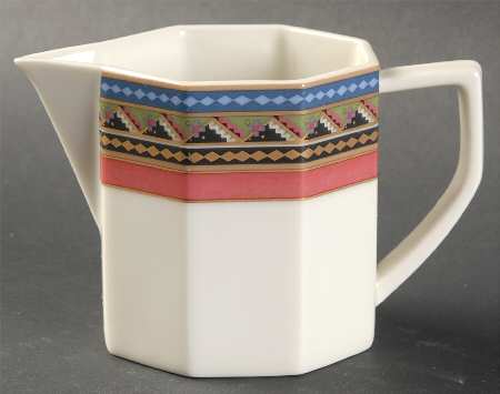 Brandywine Creamer by Daniel Hechter