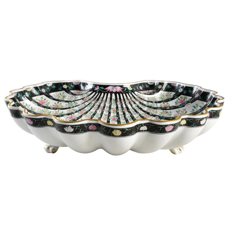 Black Dynasty (Sn) Centerpiece