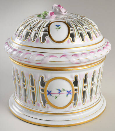 Blue Garland (PBG) Openwork Biscuit Box & Lid by Herend