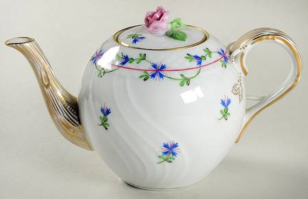 Blue Garland (PBG) Teapot & Lid by Herend