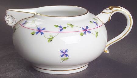 Blue Garland (PBG) Creamer