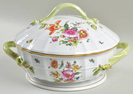 Bouquet of Flowers (BHR) Round Covered Vegetable
