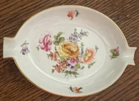 Bouquet of Flowers (BHR) Oval Ashtray