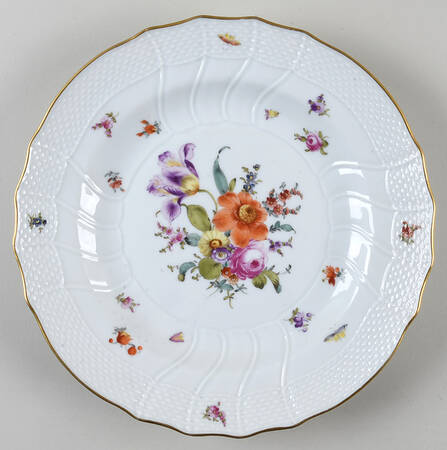 Bouquet of Flowers (BHR) Dinner Plate