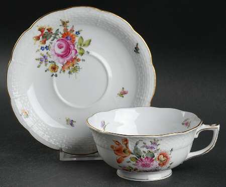 Bouquet of Flowers (BHR) Footed Cup & Saucer Set
