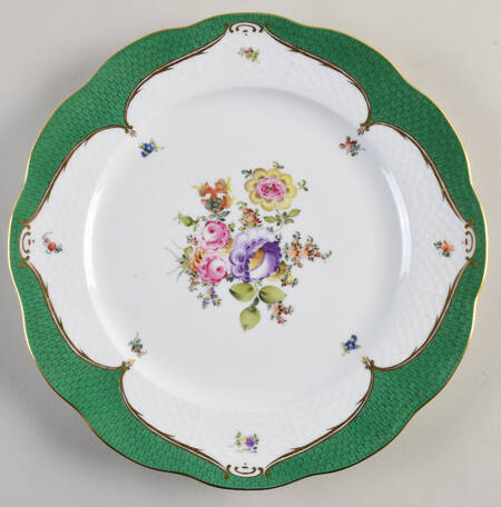Bouquet De Herend (Bhe) Service Plate (Charger)