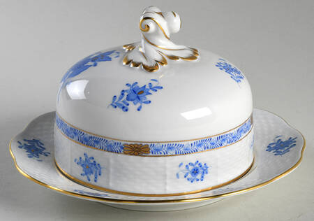 Chinese Bouquet Blue (AB) Round Covered Butter