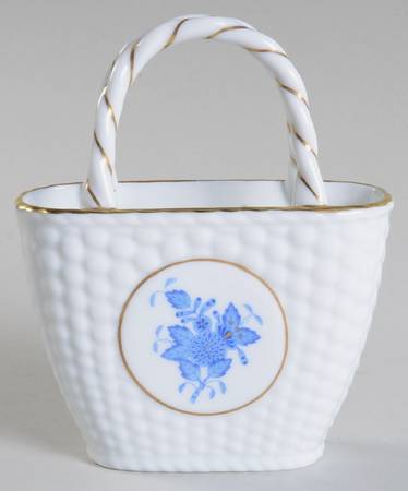 Chinese Bouquet Blue (AB) Small Basket