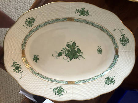 Chinese Bouquet Green (AV) 12" Oval Serving Platter