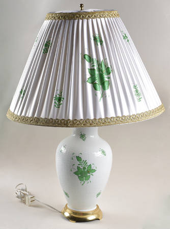 Chinese Bouquet Green (AV) 28" Electric Lamp & Shade