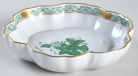 Chinese Bouquet Green (AV) 5" Scalloped Tray