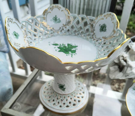 Chinese Bouquet Green (AV) Round Compote (Height X Width)
