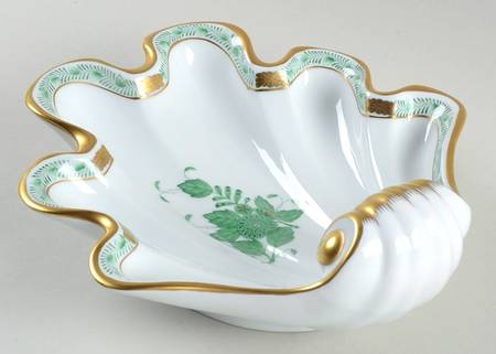 Chinese Bouquet Green (AV) 9" Shell Shaped Dish by Herend