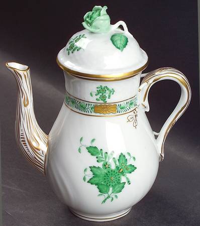 Chinese Bouquet Green (AV) Individual Chocolate Pot & Lid
